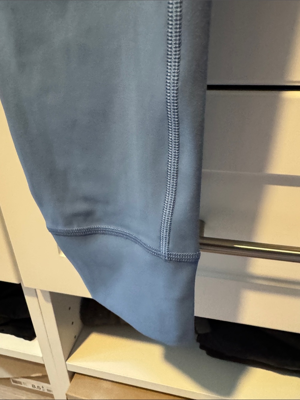 Vuori Periwinkle High-Rise Performance Leggings with Drawstring - Picture 9 of 9